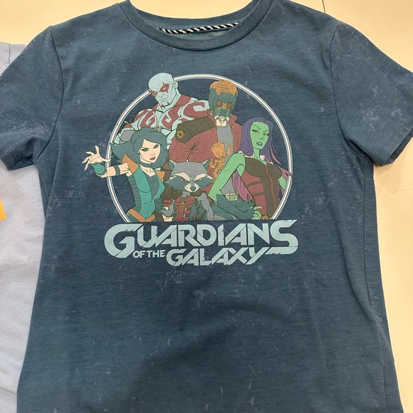 Disney World T-Shirt Bundle: Mickey, Star Wars and Marvel Guardians XS (4-5) - Picture 2 of 7